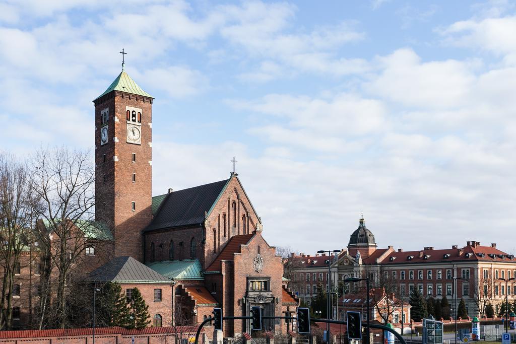 Live Like Locals: Market Square X Jewish District Краків Екстер'єр фото